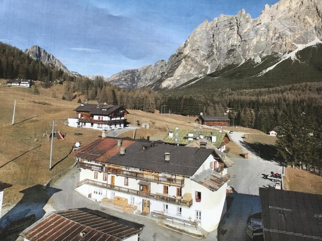 Cadin Apartment Cortina d'Ampezzo Exterior foto